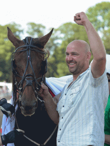 Torben Hovgaard har succes med sine heste. Kanal 75