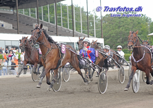 Derbyvinderen Magic Sisa på vej tilbage  efter lang skadespause
